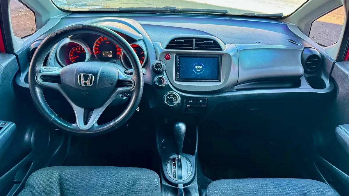 /pt/city-lins/cate-car-used-car/honda-fit-2011-1-4-dx-16v-flex-4p-automatic-57487975365347328/-7