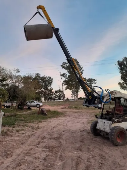 Implemento Guinche Telescopico Grua Minicargadora Bobcat