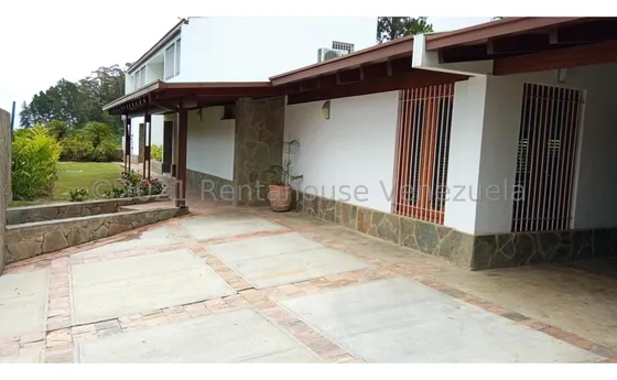 Casa - La Lagunita Country Club - Caracas