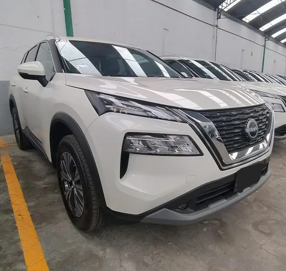 Nissan X-trail 2.5 Exclusive 2 Row Cvt