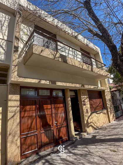 Casa En Venta De 4 Dormitorios En Rivadavia Al 200, Salta Capital