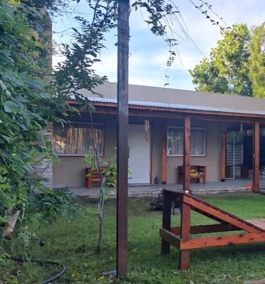 Casa En Pueblo Esther / Rosario Alquiler Temporario.-