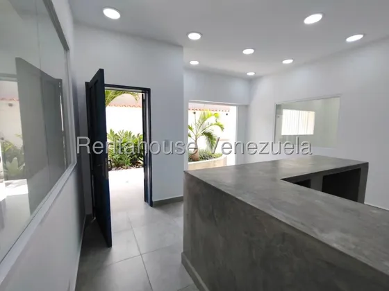 Venta De Casa Comercial En Colinas De Bello Monte Caracas Lp