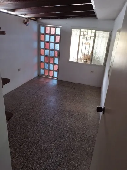 Anexo En Alquiler En Terraza Club Hipico Para Pareja Oficina