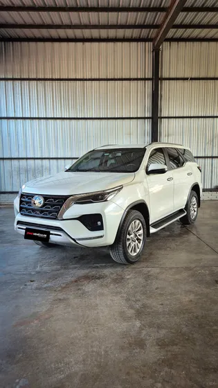 Toyota Hilux Sw4 2.8 Srx 177cv 4x4 7as At