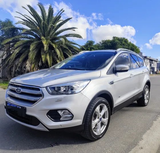 Ford Kuga 2.0 Titanium At Awd