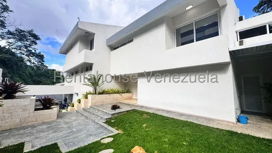 Casa En Venta Colinas De Tamanaco 26-810 Ab