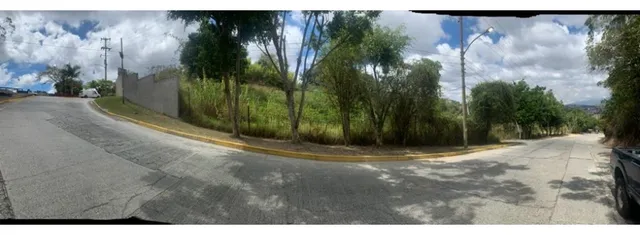 Se Vende Terreno Comercial Colinas De La Tahona 11077m²