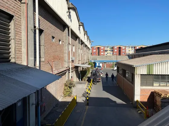 Arriendo Bodega De 469m2 En San Joaquin