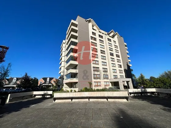 Departamento En Venta De 3 Dorm Edificio Alcalá