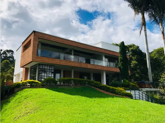 Casa En Arriendo En Fizebad El Retiro