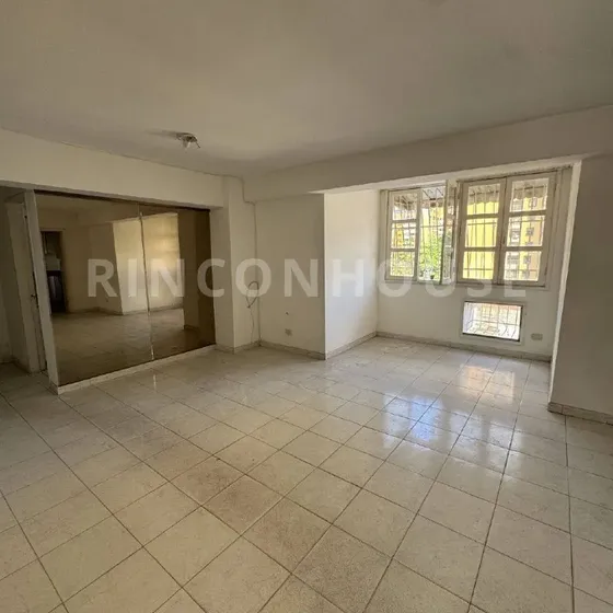 Apartamento En Alquiler Urb San Isidro, Av Sucre, Maracay