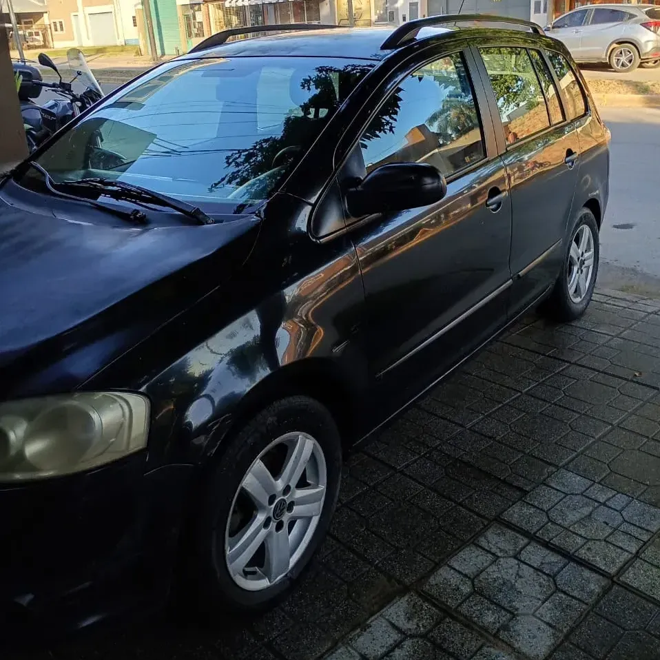 Volkswagen Suran 1.6 Comfortline 101cv 11a