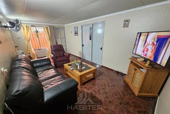 Casa En Venta De 2 Dorm. En Talca