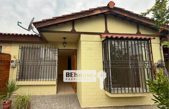 Casa En Venta De Un Piso En Valle Grande, Lampa