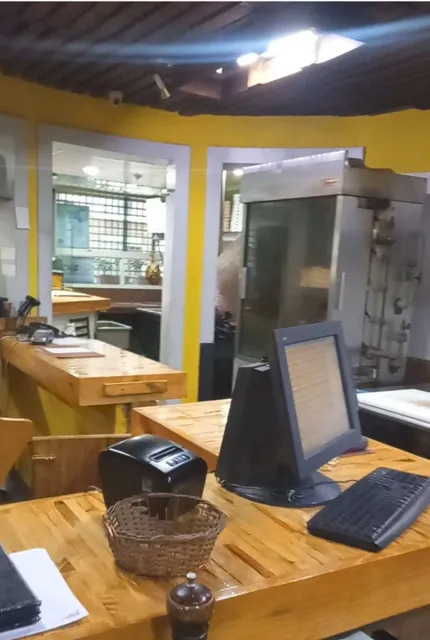 Venta Restaurante Pizzeria Full Equipado Y Operativo A Nivel De Calle. Sabana Grande. Yy
