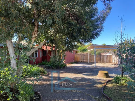 Parcela- Negocio Con Casas En Venta En Colina