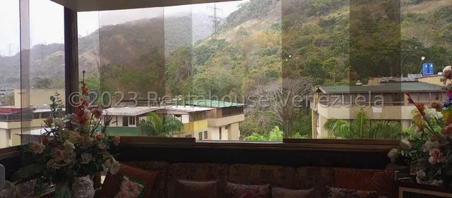 Apartamento Con Hermosa Vista En Venta Calle 5  Terrazas Del Avila Nb  3-21772