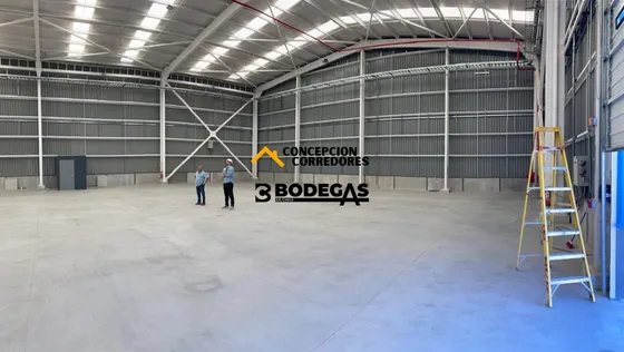 Arriendo Bodega Nueva De 500 M2 En Parque Enea.