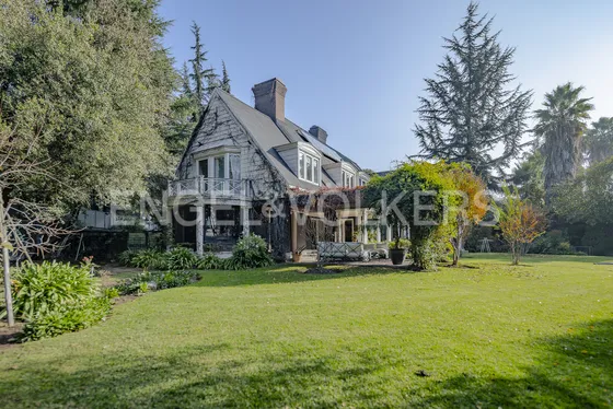 Espectacular Casa En Jardín De La Dehesa