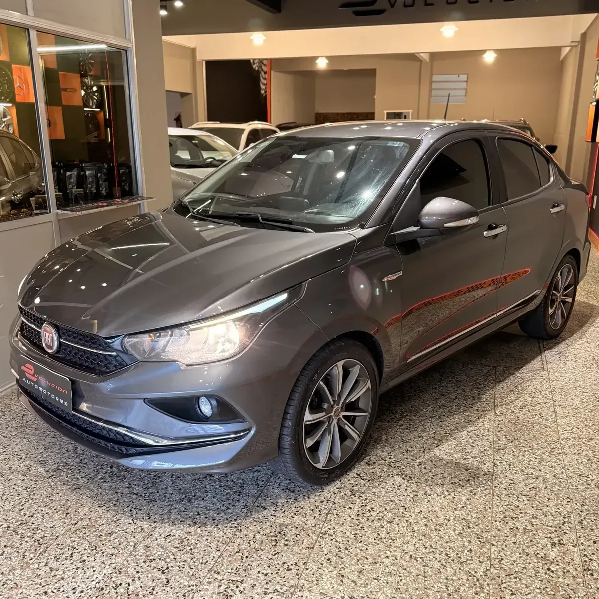 Fiat Cronos 1.8 16v Precision
