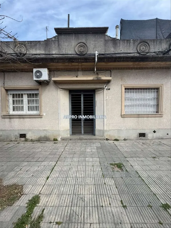 Alquiler Apto Un Dormitorio + Altillo. Parque Batlle.