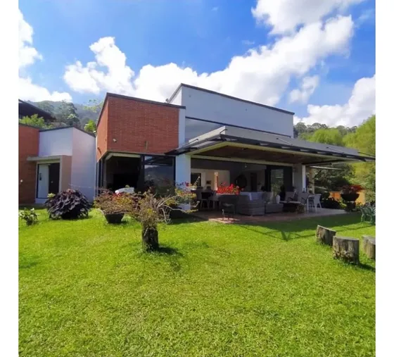 Casa Para Venta En Envigado Escobero