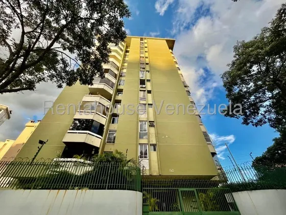 Apartamento En Venta En La Urbina 25-11820 Le