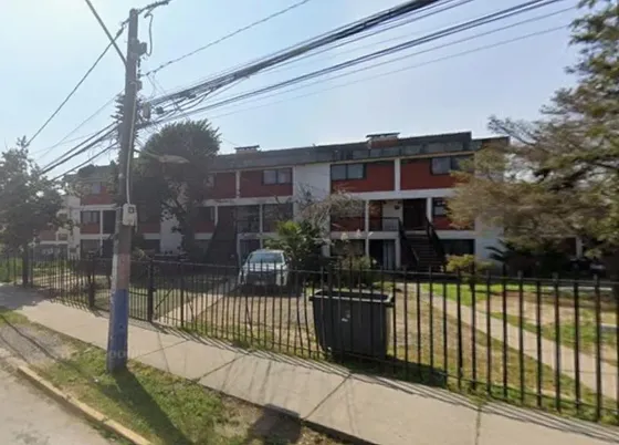 Amplio Depto En Primer Piso Con Patio Privado Y Estacionamie