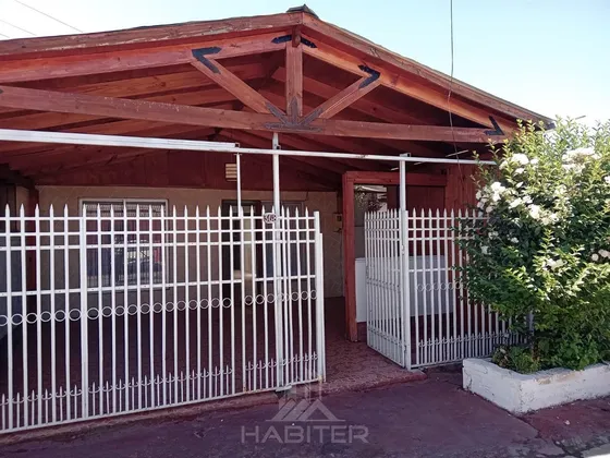 Casa En Venta De 3 Dorm. En San Clemente
