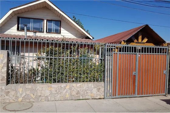 Vendo Casa En Lo Prado De 2 Pisos 3 Dorm. 2 Baños.