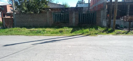 Casa A Refaccionar 3 Ambientes + Espacio Aereo