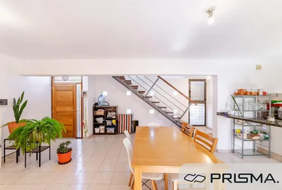 Oportunidad - Dúplex 2 Dorm. -villa Allende
