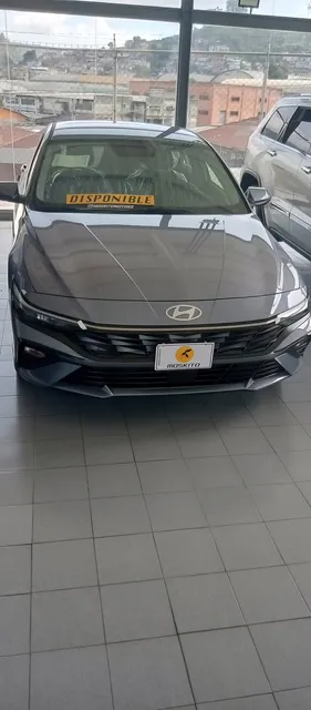 Hyundai Elantra 2.0 2.0 Automatico