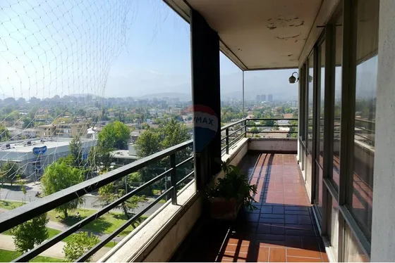 Luminoso Y Amplio Departamento Para Remodelar