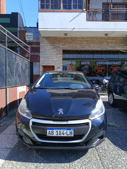 Peugeot 208 1.5 Active