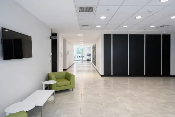 Local Comercial 1.357,1 M2 - Nueva Las Condes