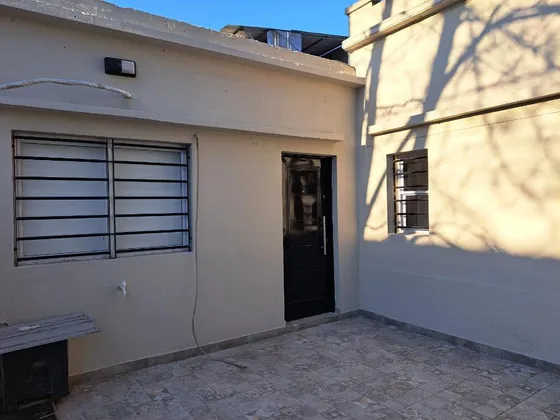 Departamento Tipo Casa En Alquiler En Gerli Oeste