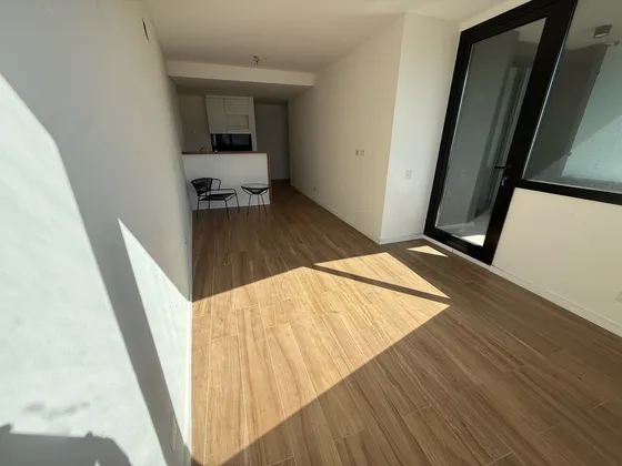 2 Amb Frente Con Cochera A Estrenar, Full Amenities. Palermo