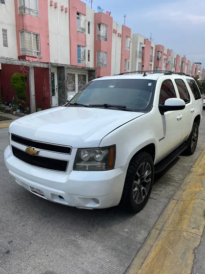 Chevrolet Tahoe D Suv Piel Cd 2a Fila Asientos At