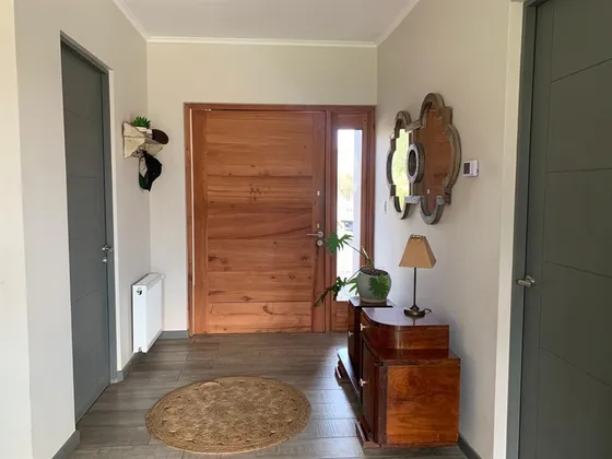Casa En Arriendo De 5 Dorm. En Curicó