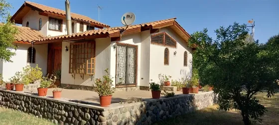 Hermosa Parcela , Casa Colonial 4d 3b Lampa