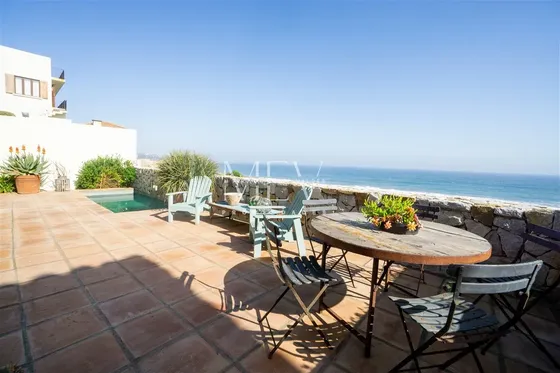 Casa En Venta De 4 Dorm. En Zapallar Tortugas