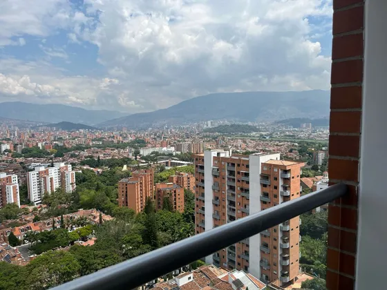 Vendo Apartamento En La Loma De Los Bernal Con Espectacular Vista