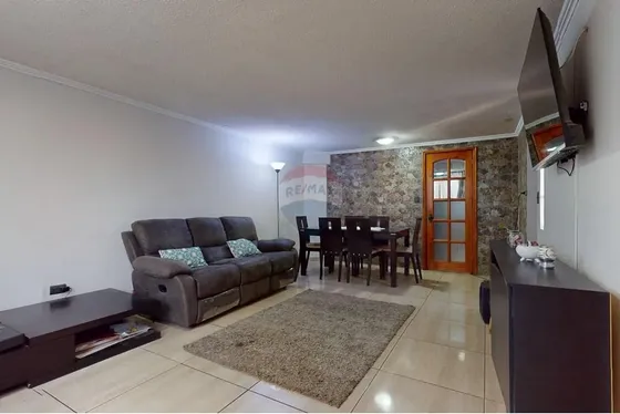 Casa Esquina | Quilicura