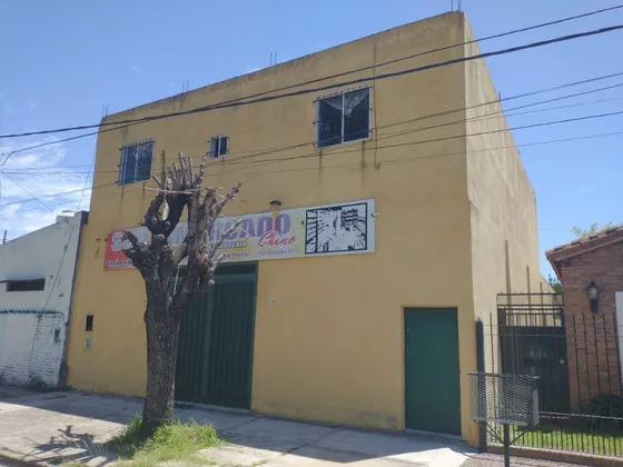 Galpon Con Vivienda En Venta En Castelar Sur