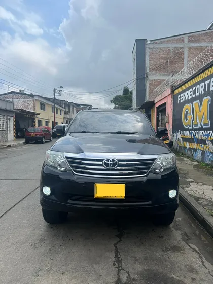 Toyota Fortuner 2.7l