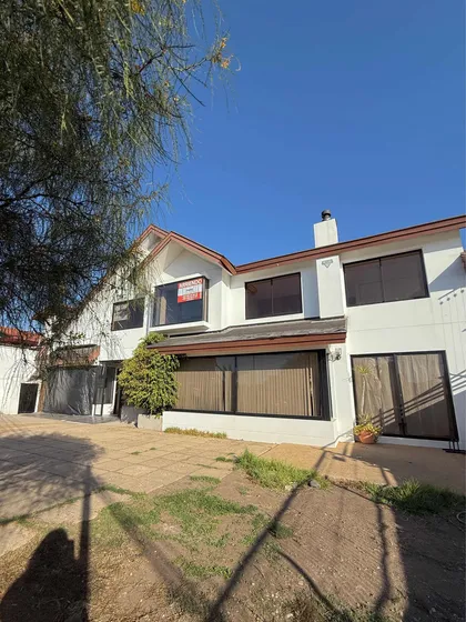 Inversión De Alto Nivel: Local Comercial Bosques De Montemar