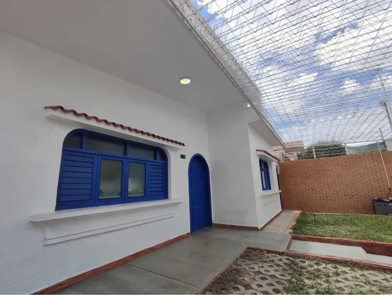 Casa En Venta Con Planta Eléctrica En Trigal Norte Valencia