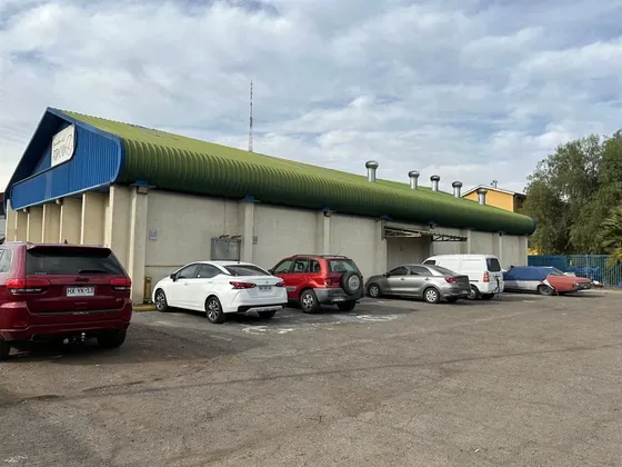 Terreno Con Galpones Industriales En Venta En Maipú